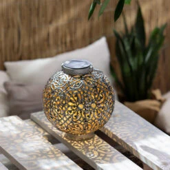 LED-Solarlaterne - Ca. 20,5 X 20,5 X 32,5 Cm - 1 Stück -Heimdekoration Angebote 214176 4016096374105 mica living laterne mit solar led lifestyle